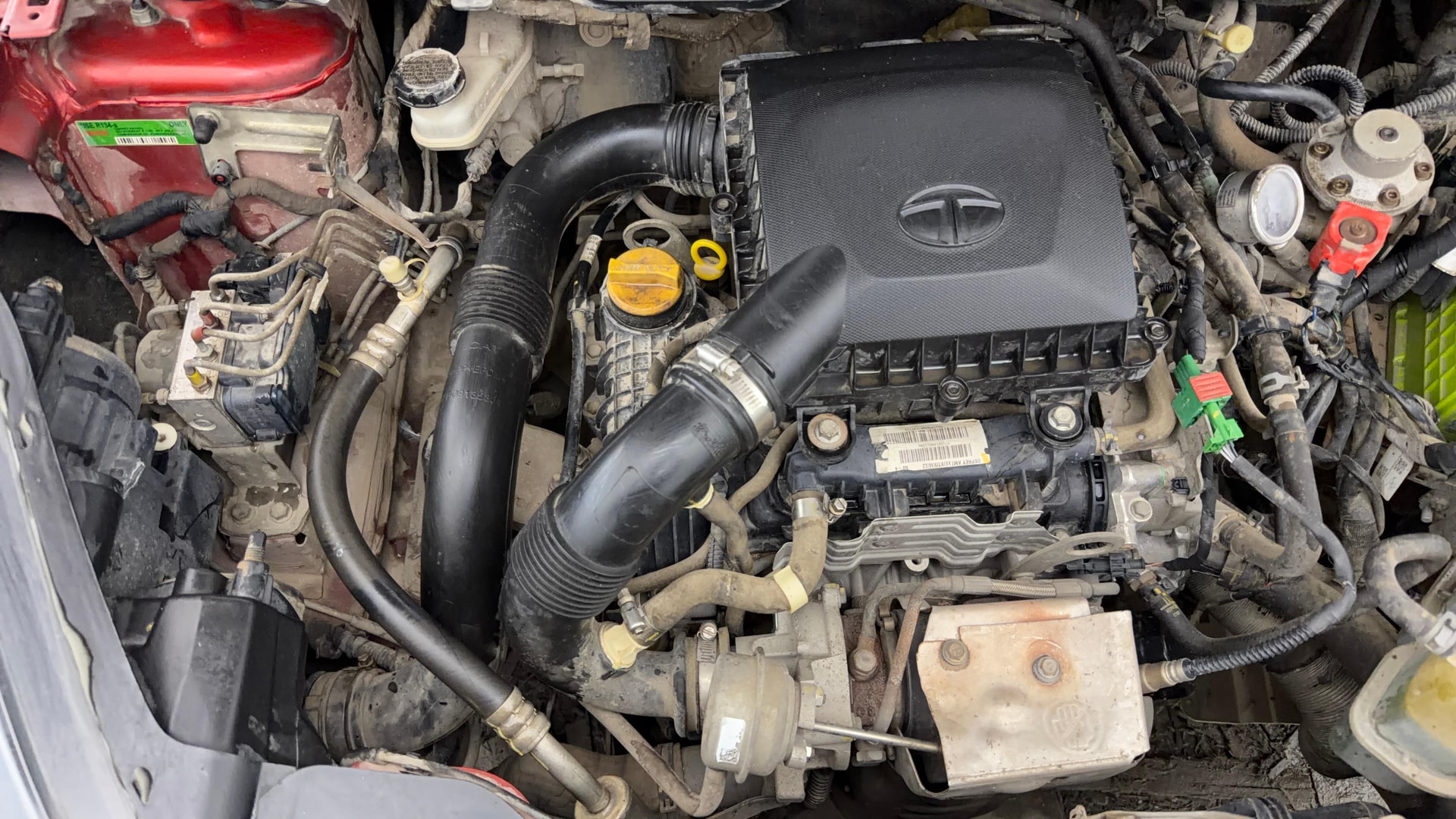 View 2019 Tata Nexon Revotron XMA AMT Image 3 Used 2019 Tata Nexon Revotron XMA AMT Image 3