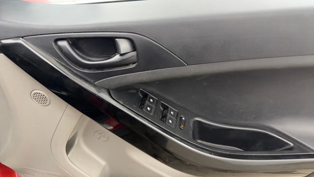 View Tata Nexon Image 32 Used Tata Nexon Image 32