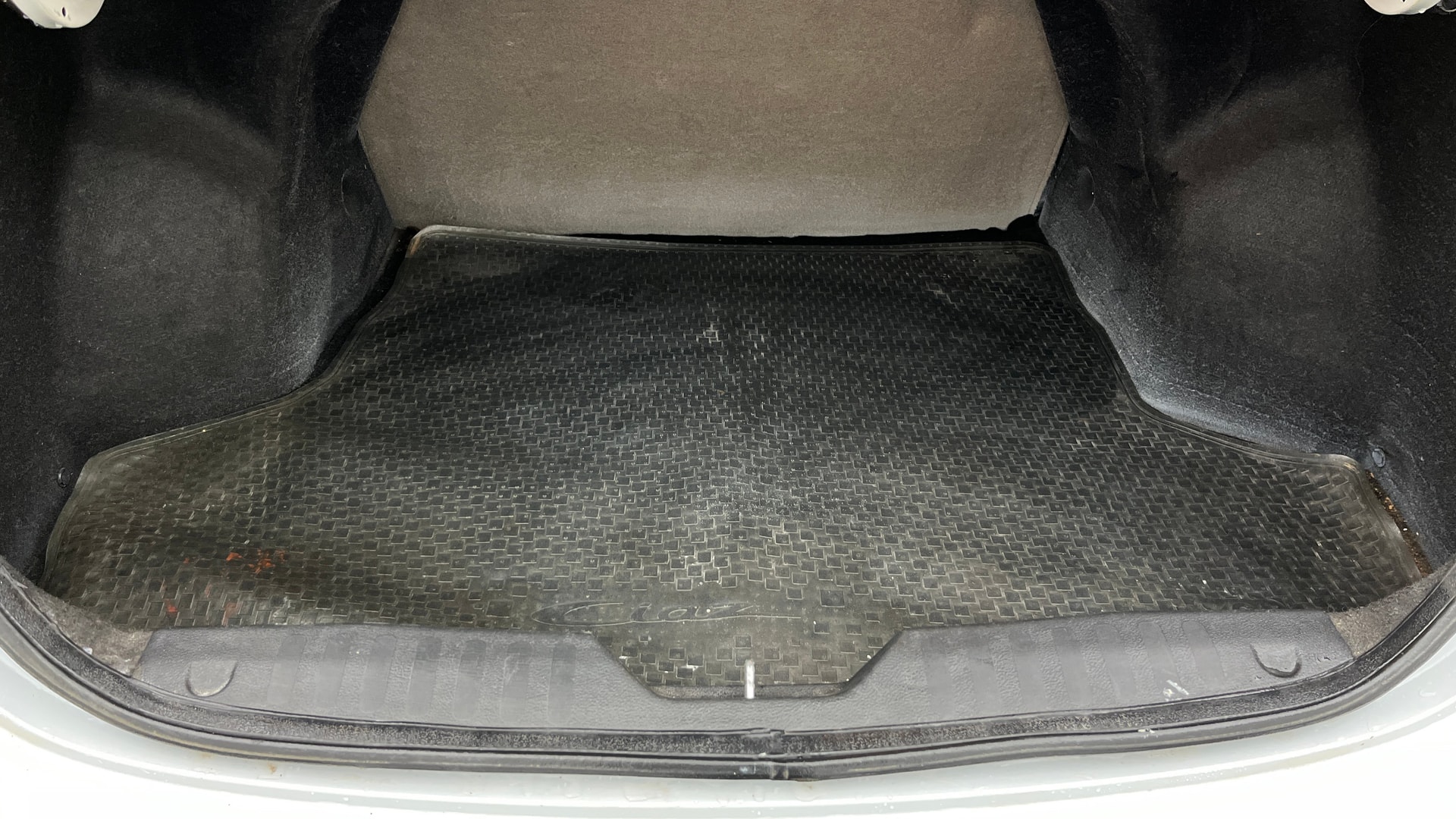 Used 2016 Maruti Suzuki 1000 Used 2016 Maruti Suzuki 1000