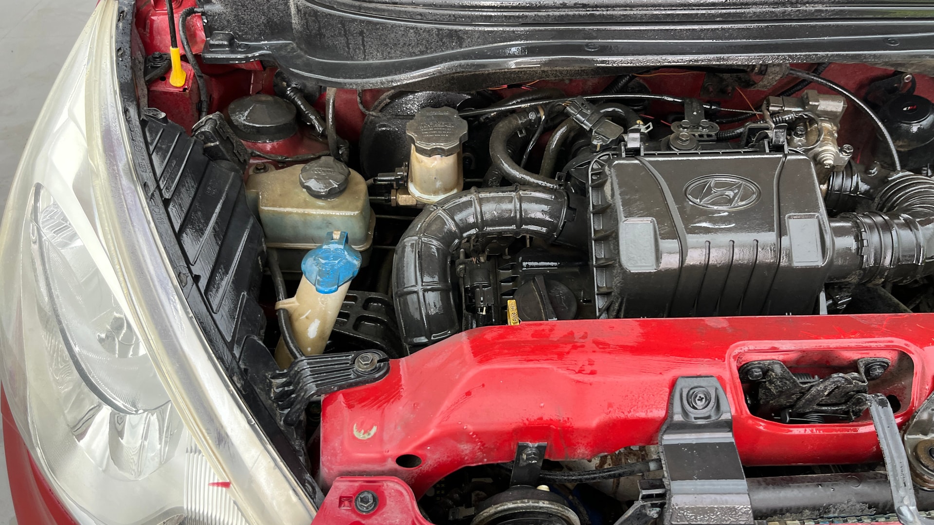 View 2014 Hyundai EON Era Plus Image 3 Used 2014 Hyundai EON Era Plus Image 3
