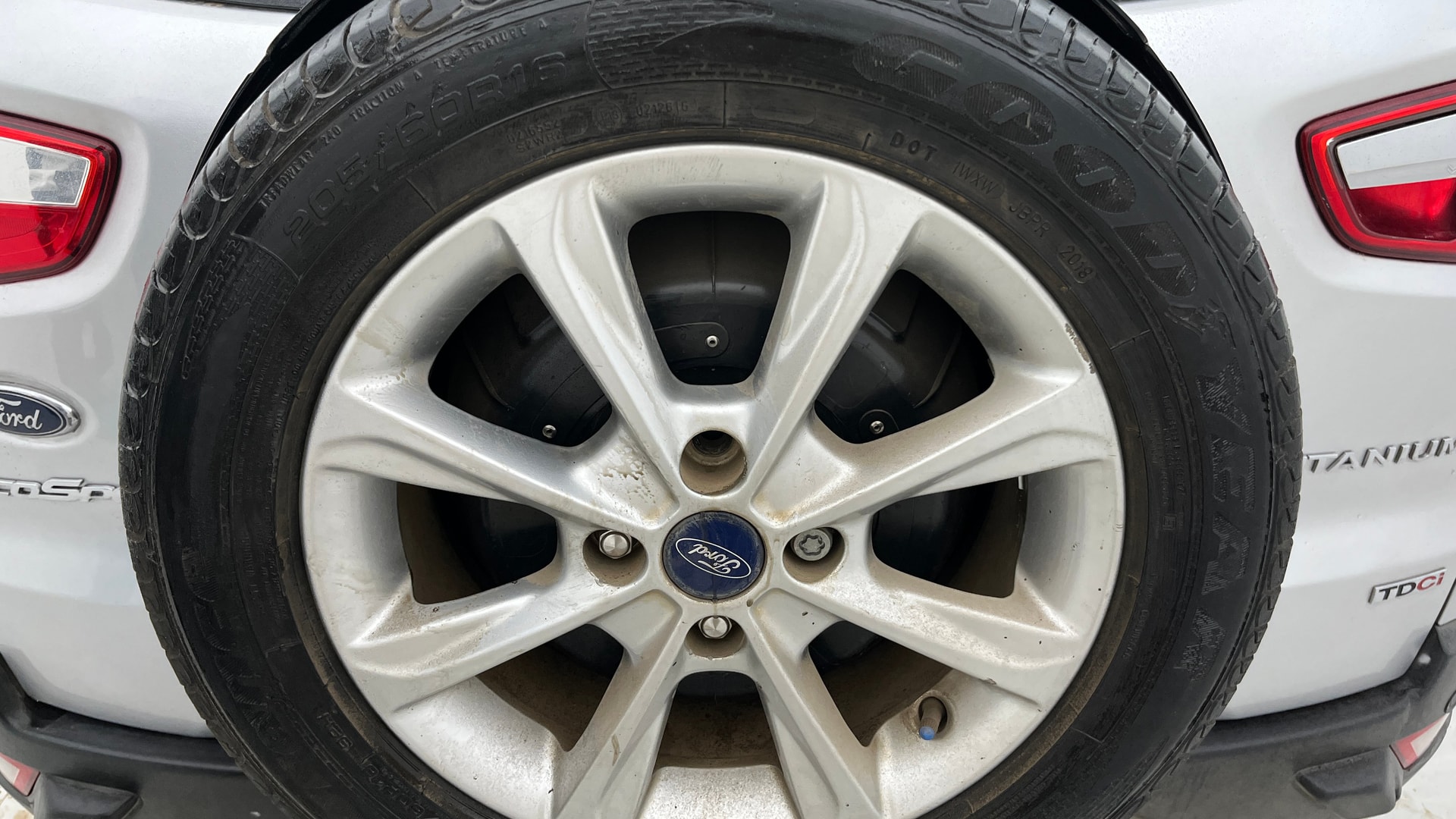 View 2018 Ford EcoSport 1.5 TDCi Diesel Ambiente BS IV Image 26 Used 2018 Ford EcoSport 1.5 TDCi Diesel Ambiente BS IV Image 26