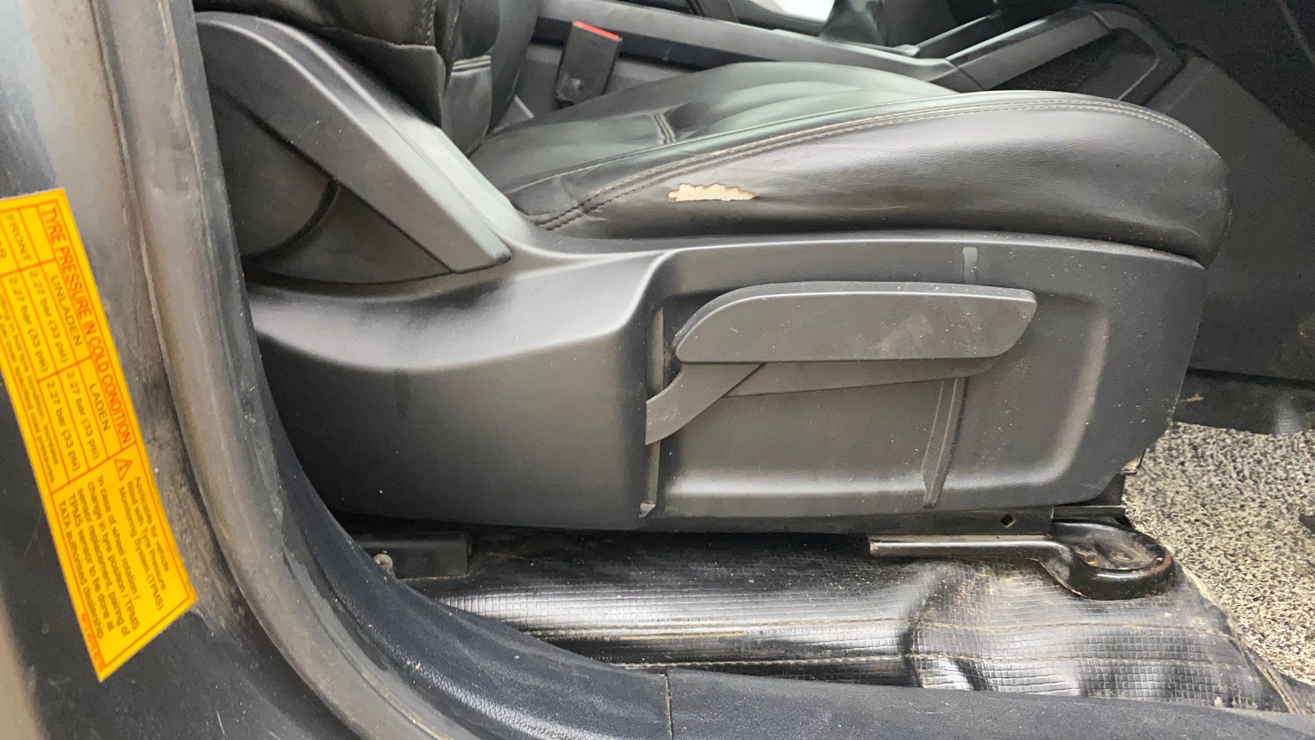 View 2023 Tata Harrier XE Image 10 Used 2023 Tata Harrier XE Image 10