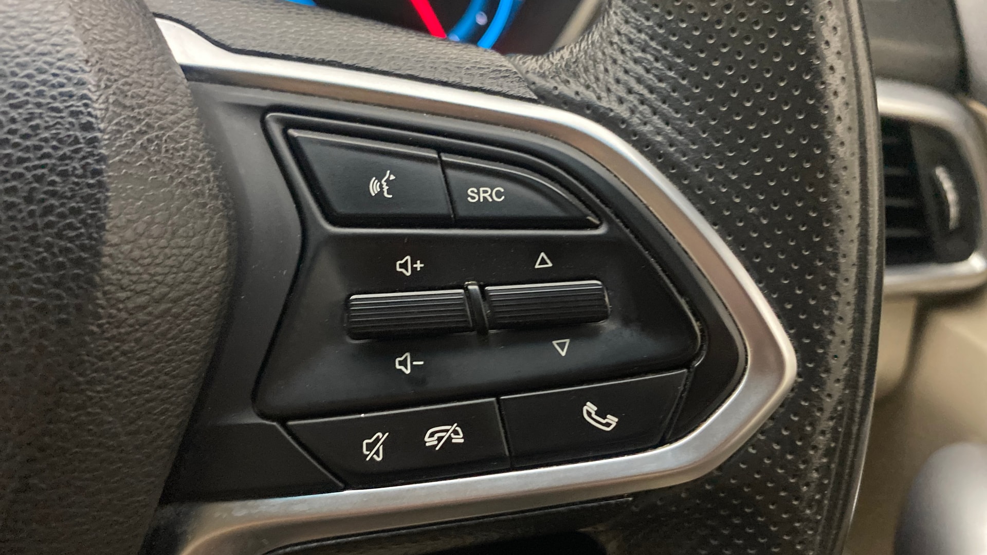 View 2021 MG Hector Sharp Hybrid BS IV Image 3 Used 2021 MG Hector Sharp Hybrid BS IV Image 3