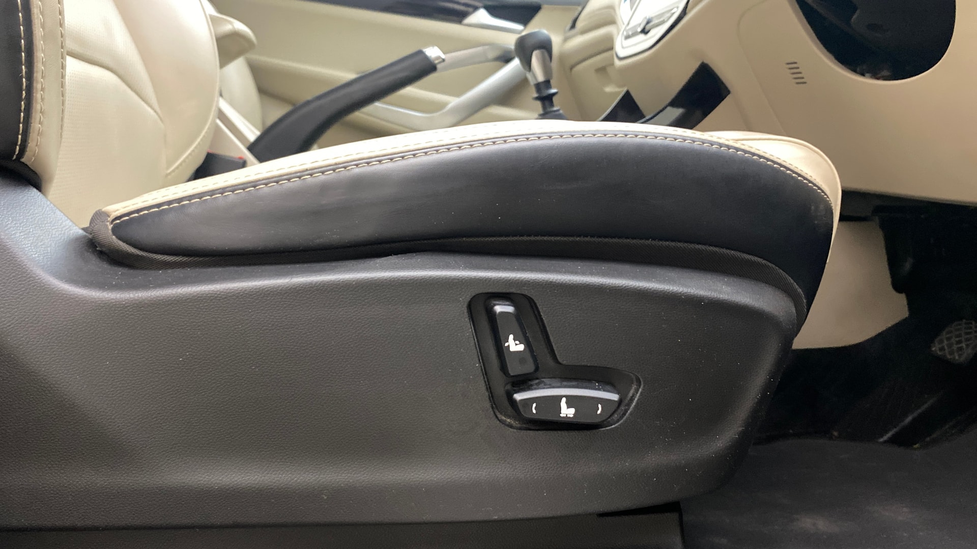 View 2021 MG Hector Sharp Hybrid BS IV Image 11 Used 2021 MG Hector Sharp Hybrid BS IV Image 11