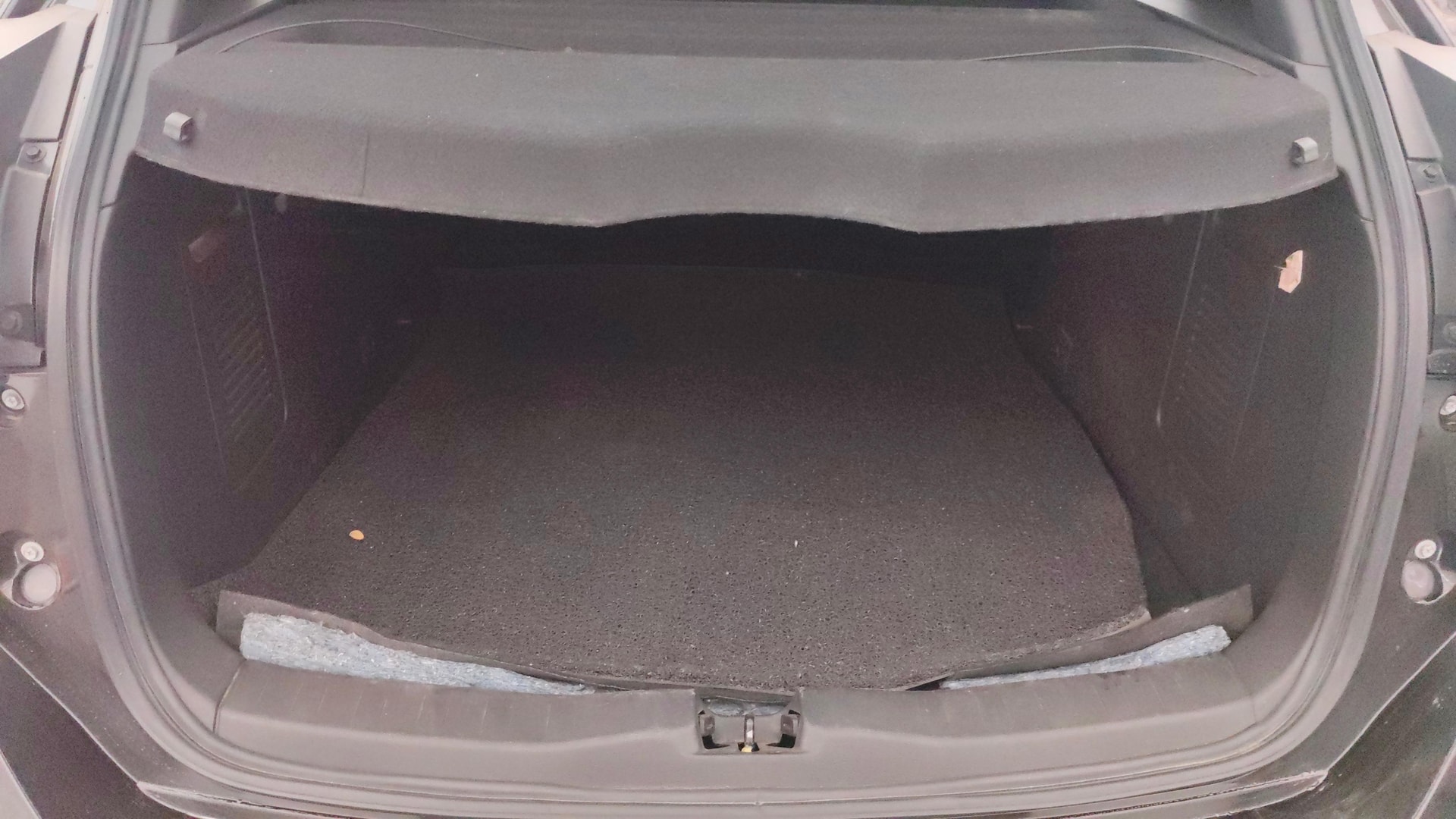View 2021 Nissan Kicks 1.3 Turbo XV Premium CVT Image 10 Used 2021 Nissan Kicks 1.3 Turbo XV Premium CVT Image 10