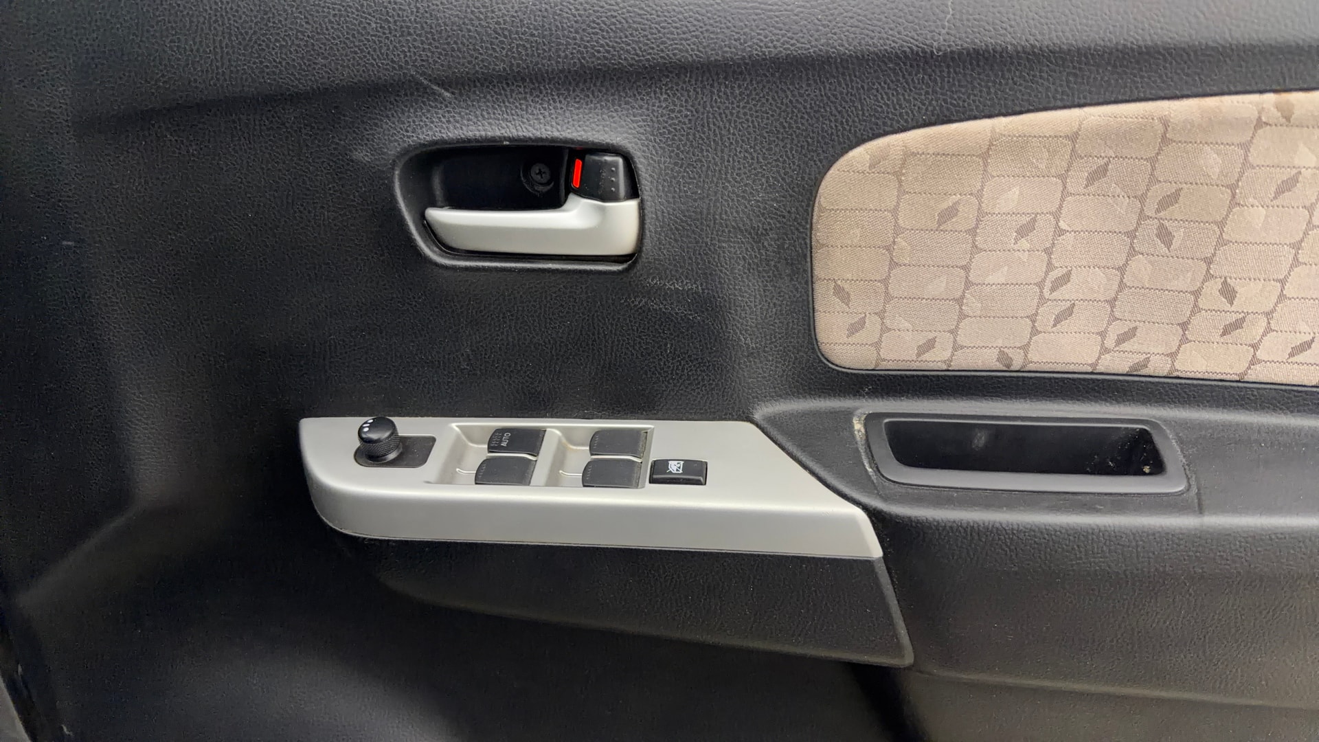 Used 2016 Maruti Suzuki 1000 Used 2016 Maruti Suzuki 1000