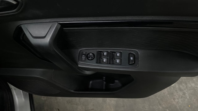 View Renault Kiger Image 37 Used Renault Kiger Image 37