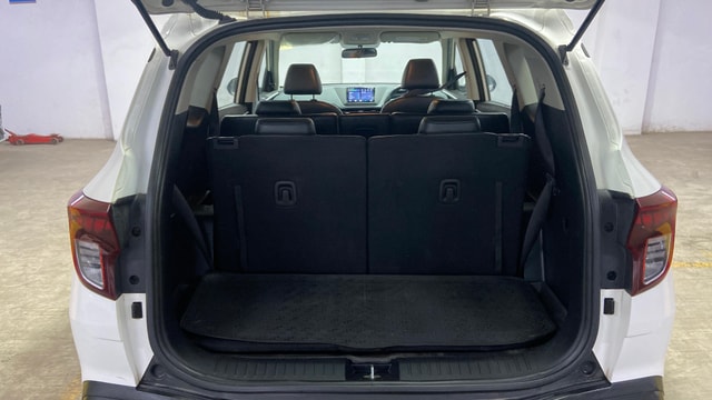 View Kia Carens Image 7 Used Kia Carens Image 7