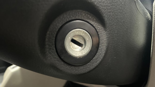 View Kia Carens Image 41 Used Kia Carens Image 41