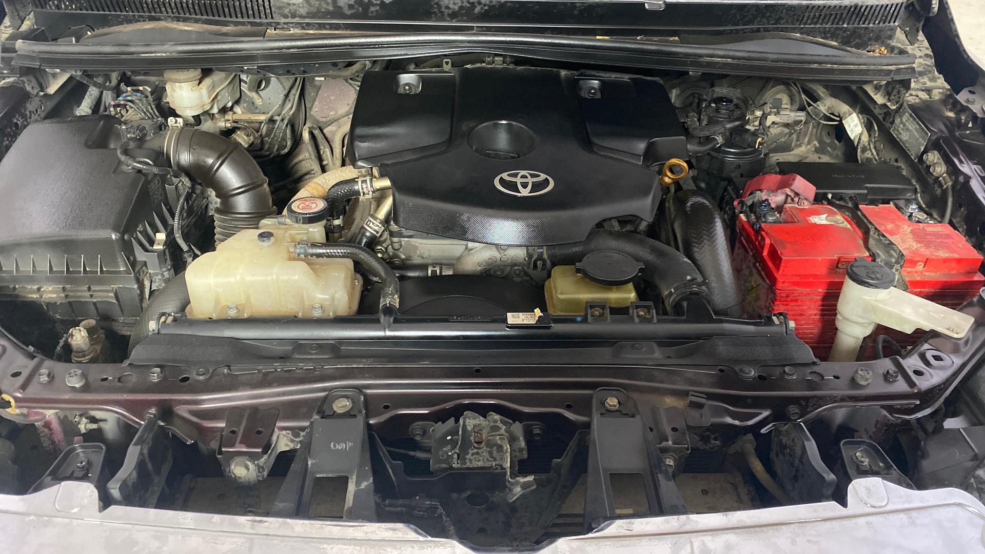 View 2018 Toyota Innova Crysta 2.8 ZX AT 7-Seater Image 43 Used 2018 Toyota Innova Crysta 2.8 ZX AT 7-Seater Image 43