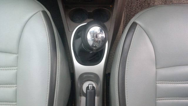 View Renault Duster Image 38 Used Renault Duster Image 38
