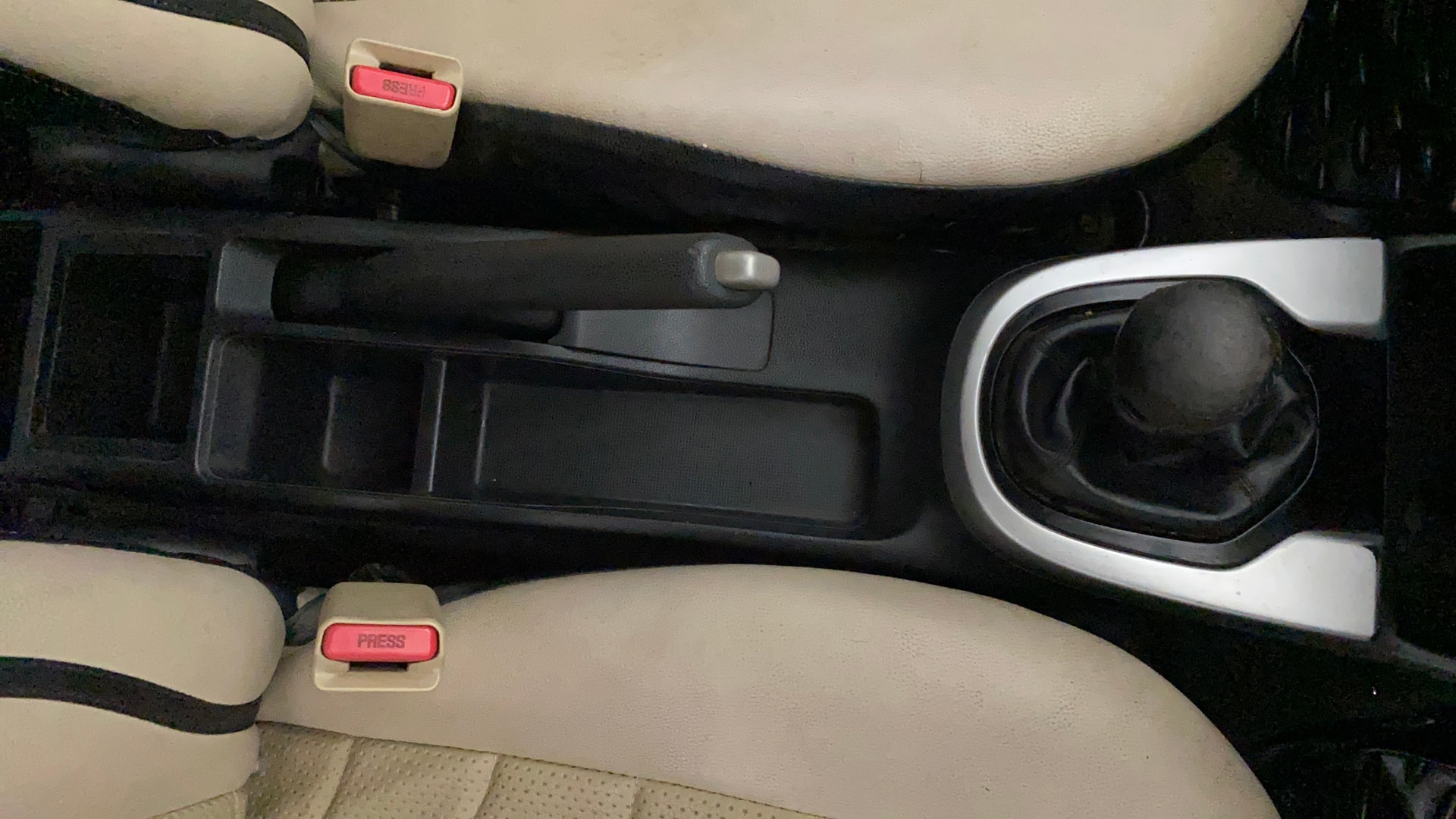View 2015 Honda Jazz E MT Diesel Image 44 Used 2015 Honda Jazz E MT Diesel Image 44