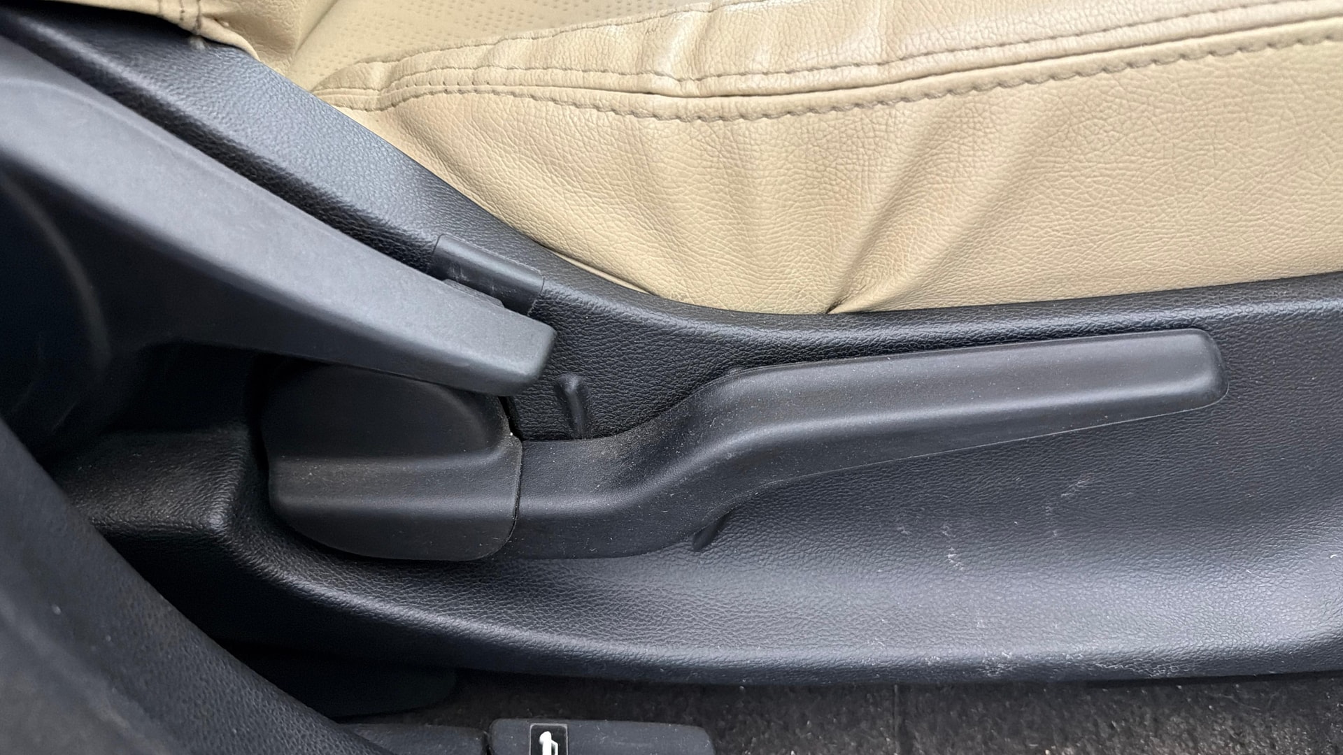 View 2022 Honda City ZX MT Diesel Anniversary Edition Image 11 Used 2022 Honda City ZX MT Diesel Anniversary Edition Image 11