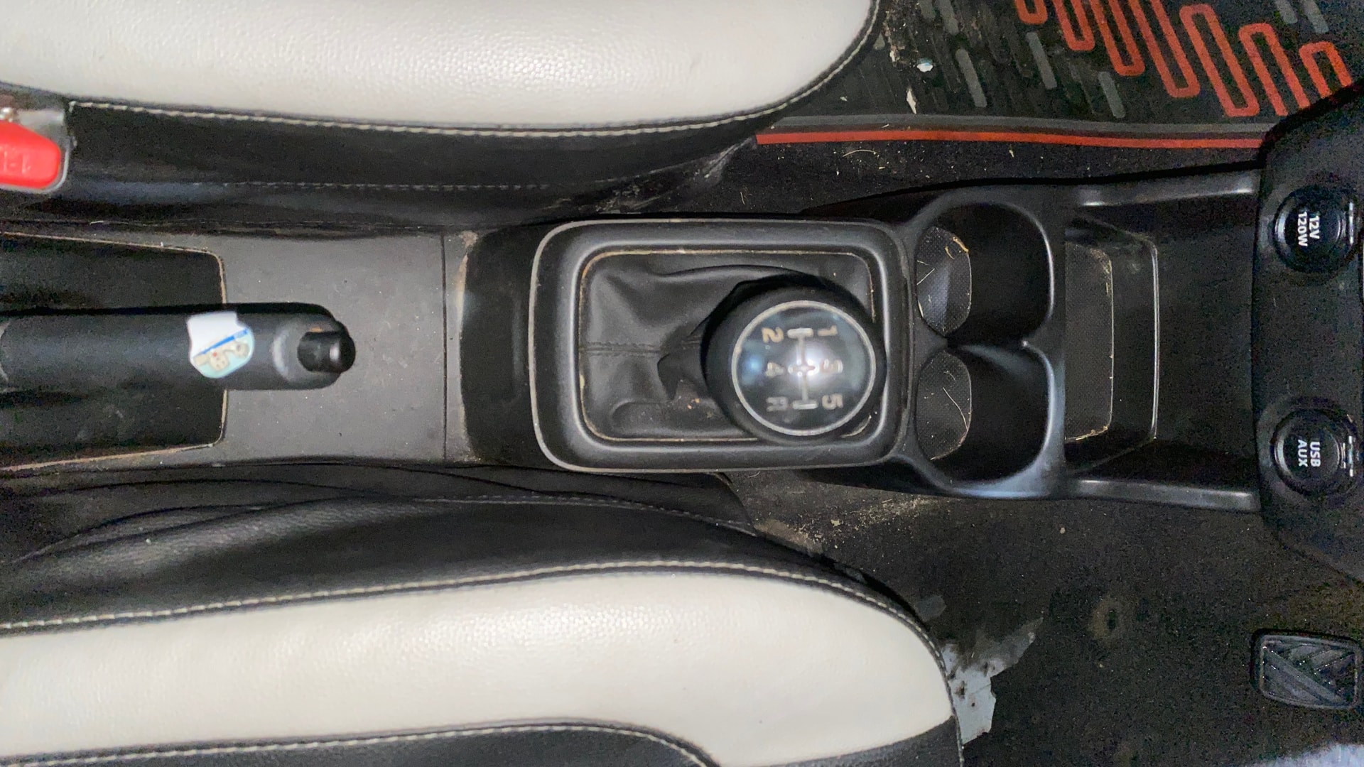 View 2022 Maruti Suzuki 1000 Base Variant Image 37 Used 2022 Maruti Suzuki 1000 Base Variant Image 37