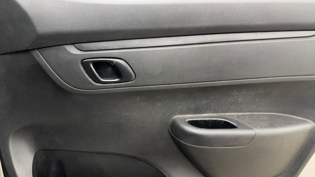 View Renault Kwid Image 33 Used Renault Kwid Image 33