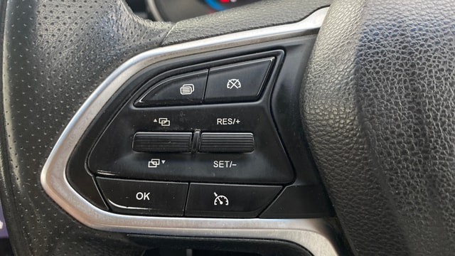 View MG Hector Plus Image 3 Used MG Hector Plus Image 3