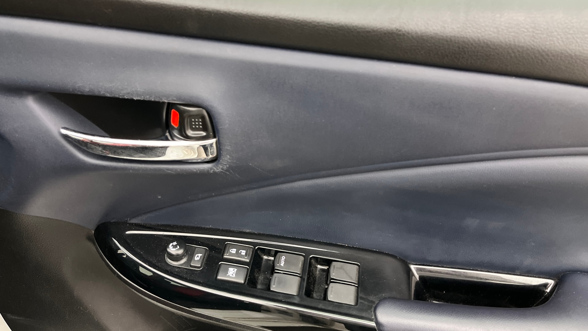 View 2022 Maruti Suzuki 1000 Base Variant Image 33 Used 2022 Maruti Suzuki 1000 Base Variant Image 33