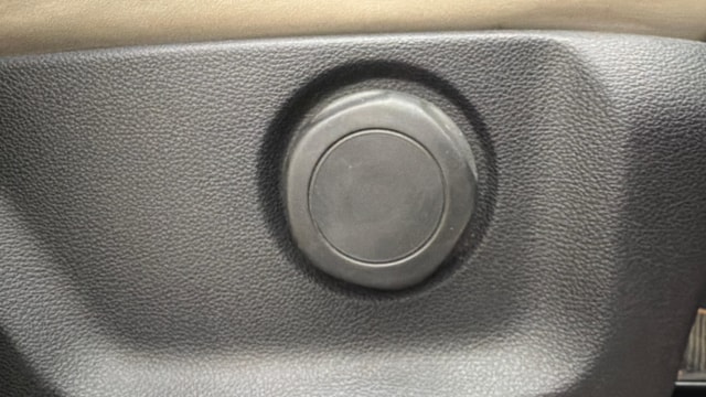 View Mahindra XUV700 Image 12 Used Mahindra XUV700 Image 12