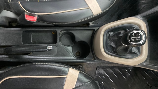 View Hyundai Grand i10 Image 37 Used Hyundai Grand i10 Image 37