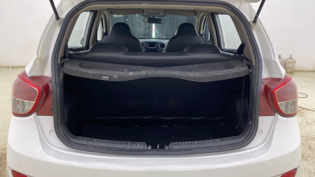 View Hyundai Grand i10 Image 10 Used Hyundai Grand i10 Image 10