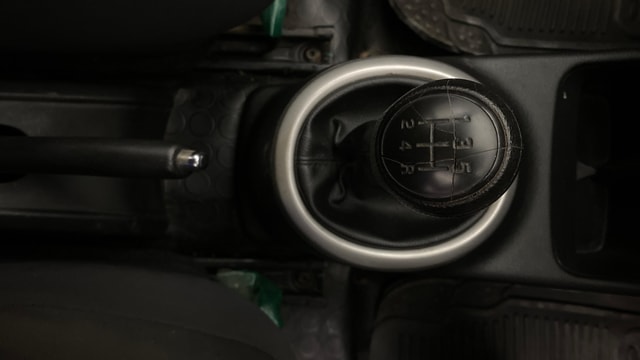 View Maruti Suzuki 1000 Image 37 Used Maruti Suzuki 1000 Image 37