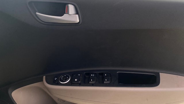 View Hyundai Grand i10 Image 38 Used Hyundai Grand i10 Image 38