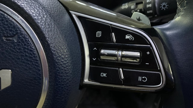 View Kia Carens Image 3 Used Kia Carens Image 3