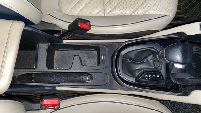View Kia Carens Image 44 Used Kia Carens Image 44