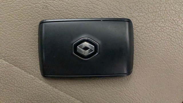 View Renault Triber Image 20 Used Renault Triber Image 20