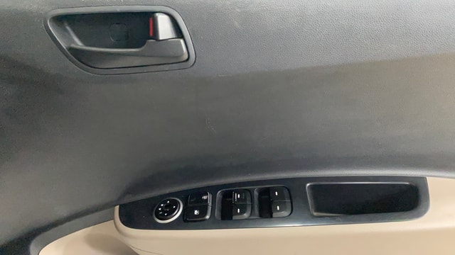 View Hyundai Grand i10 Image 32 Used Hyundai Grand i10 Image 32