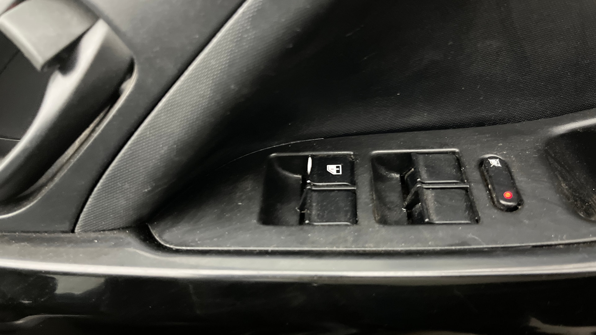 View 2019 Tata Nexon Revotron XM Image 32 Used 2019 Tata Nexon Revotron XM Image 32