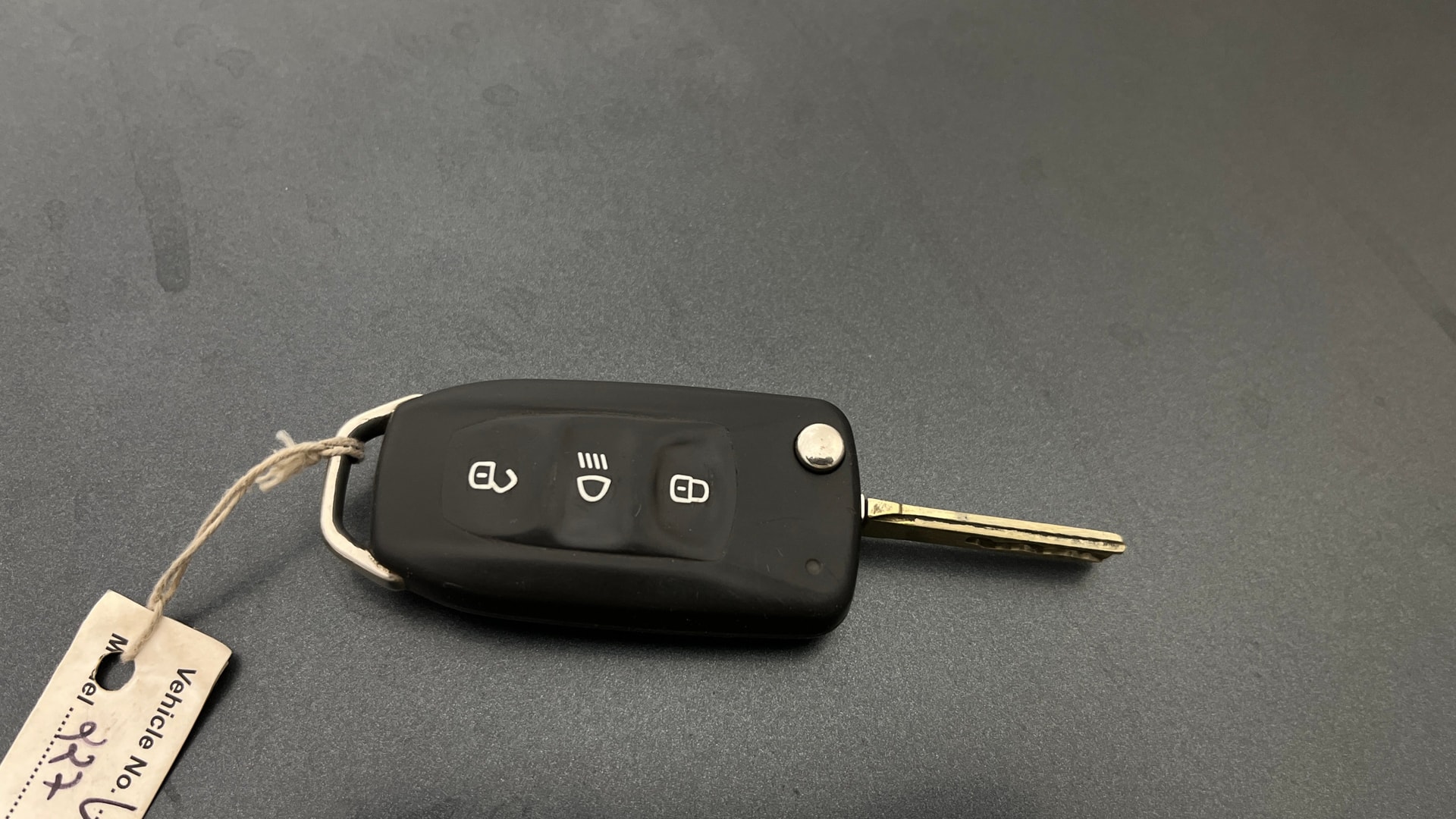 View 2019 Tata Nexon Revotron XM Image 26 Used 2019 Tata Nexon Revotron XM Image 26