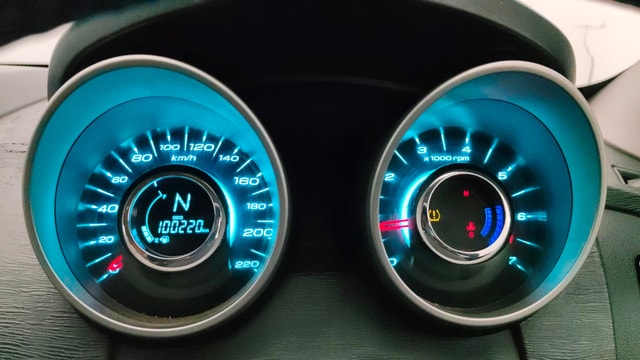 View Mahindra XUV500 Image 22 Used Mahindra XUV500 Image 22