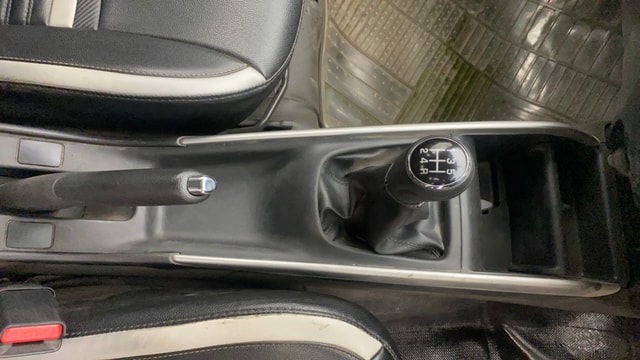 View Maruti Suzuki 1000 Image 38 Used Maruti Suzuki 1000 Image 38