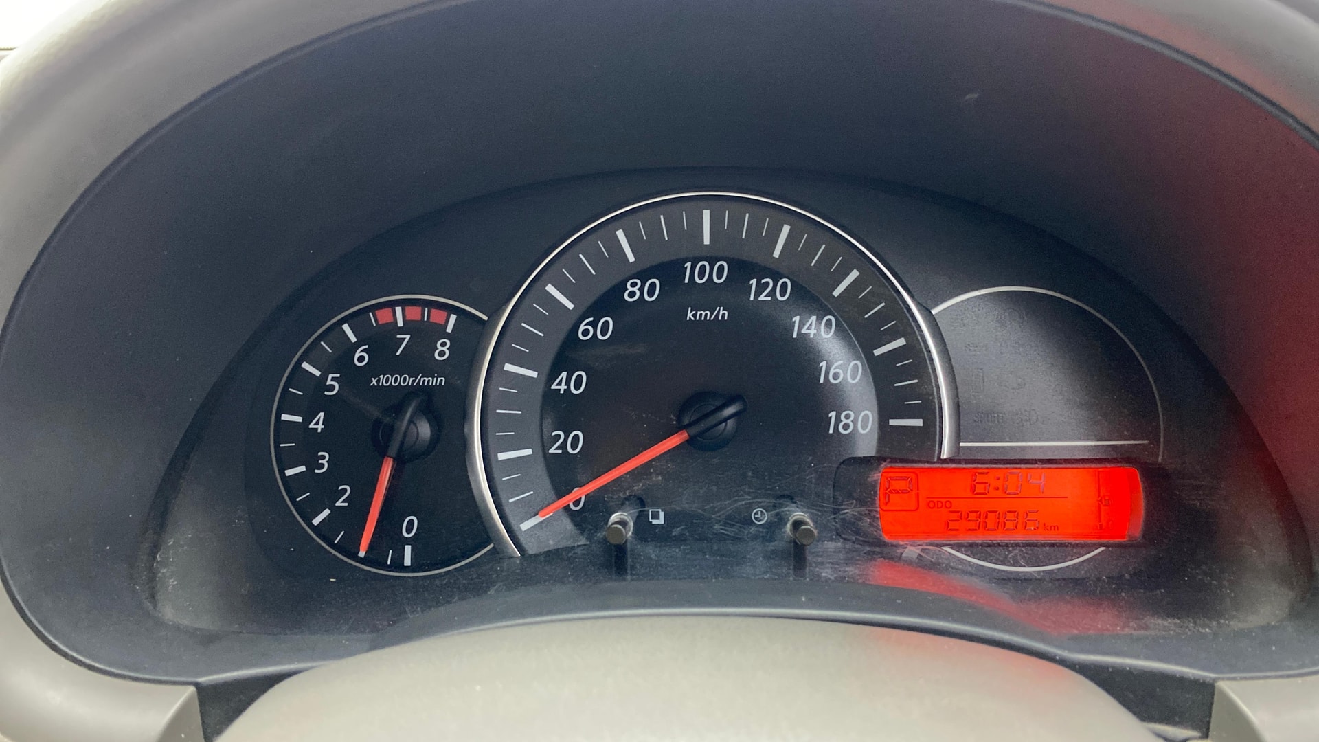 View 2014 Nissan Micra XV (CVT) Image 34 Used 2014 Nissan Micra XV (CVT) Image 34