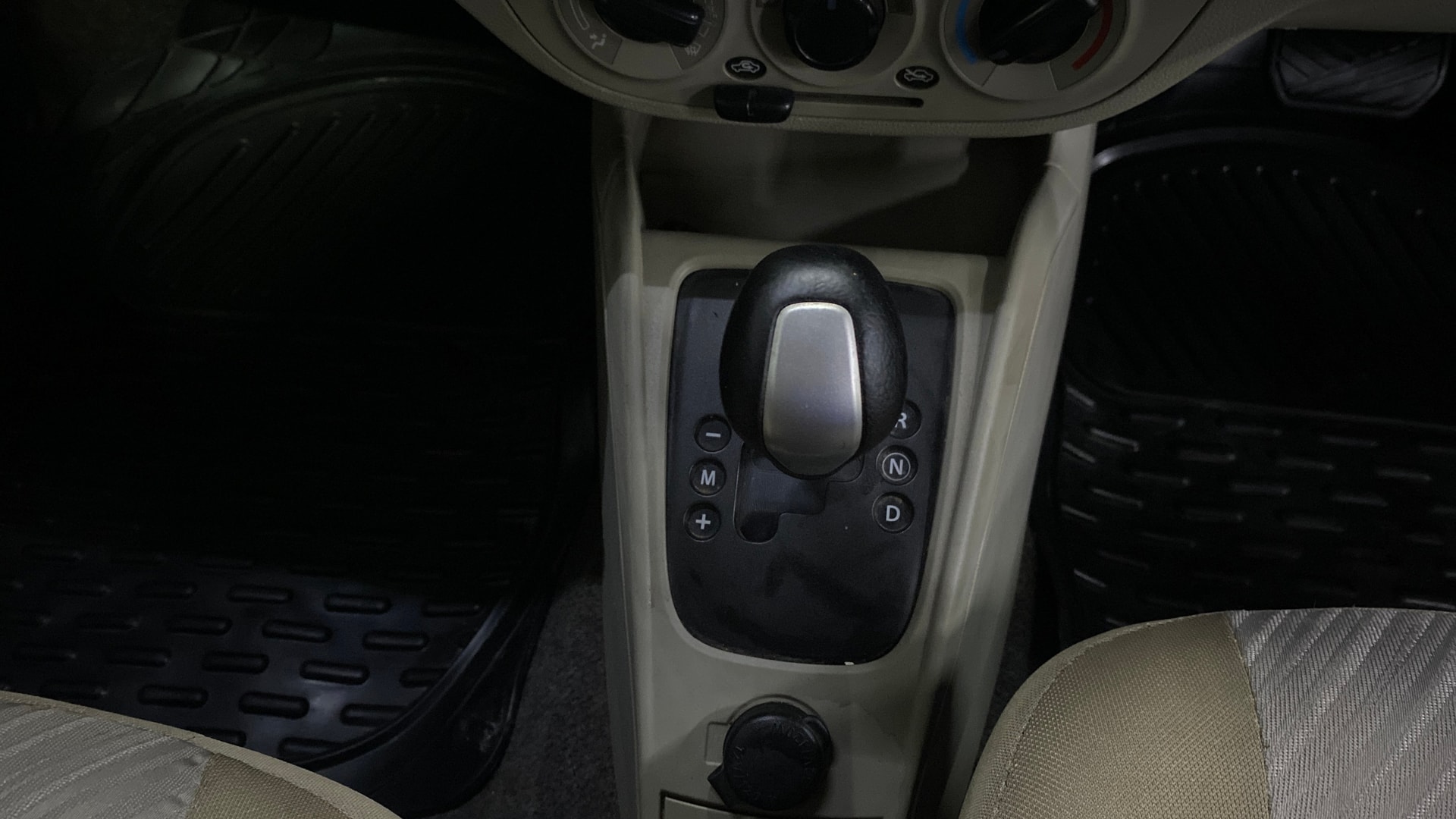 View 2018 Maruti Suzuki Alto K10 LX Image 38 Used 2018 Maruti Suzuki Alto K10 LX Image 38