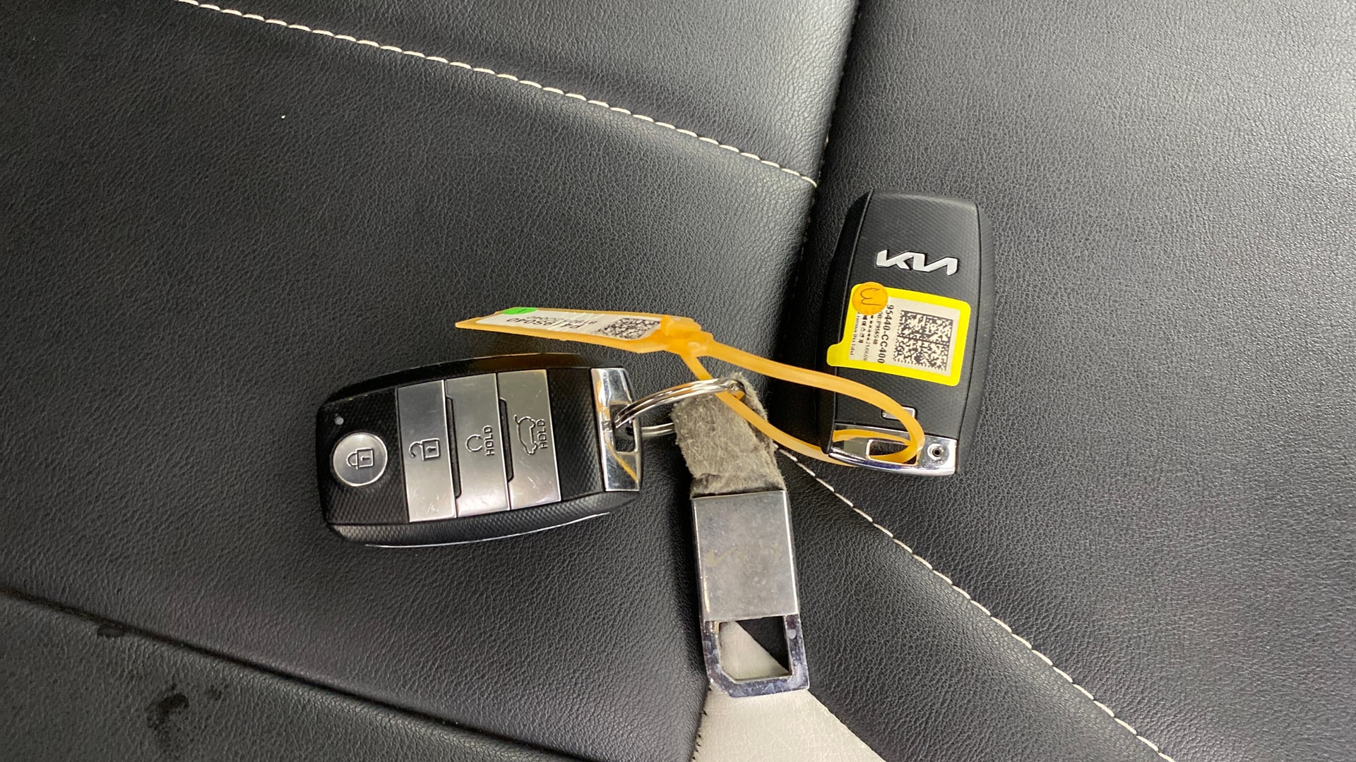View 2021 Kia Sonet HTX iMT Petrol Image 19 Used 2021 Kia Sonet HTX iMT Petrol Image 19