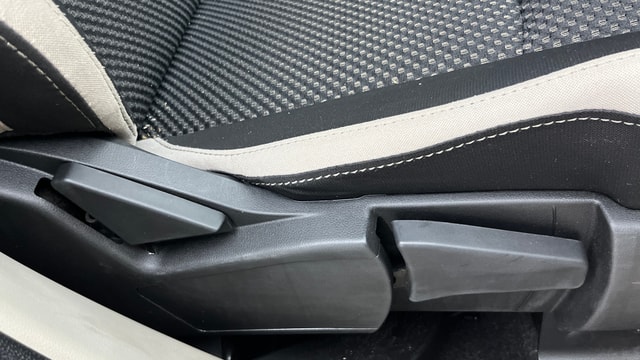 View Renault Triber Image 19 Used Renault Triber Image 19