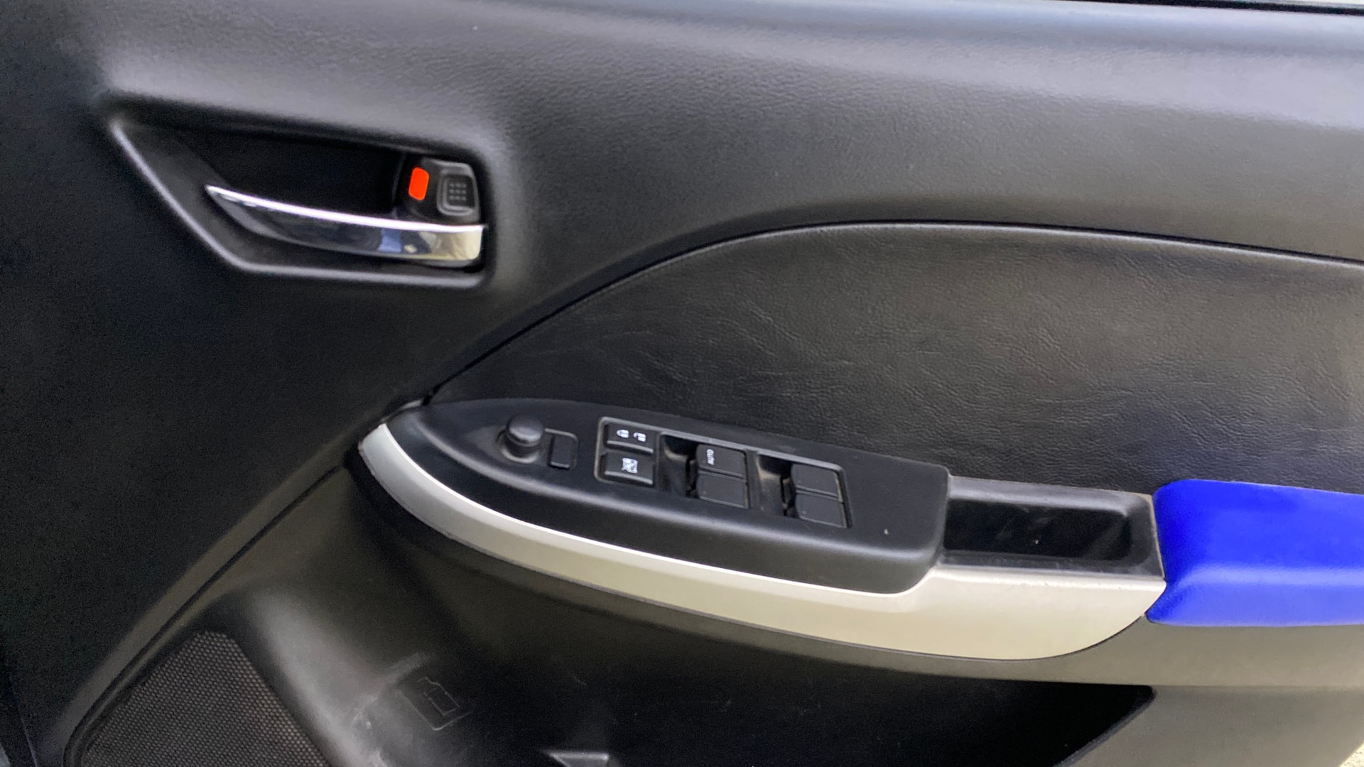 View 2018 Maruti Suzuki 1000 Base Variant Image 32 Used 2018 Maruti Suzuki 1000 Base Variant Image 32