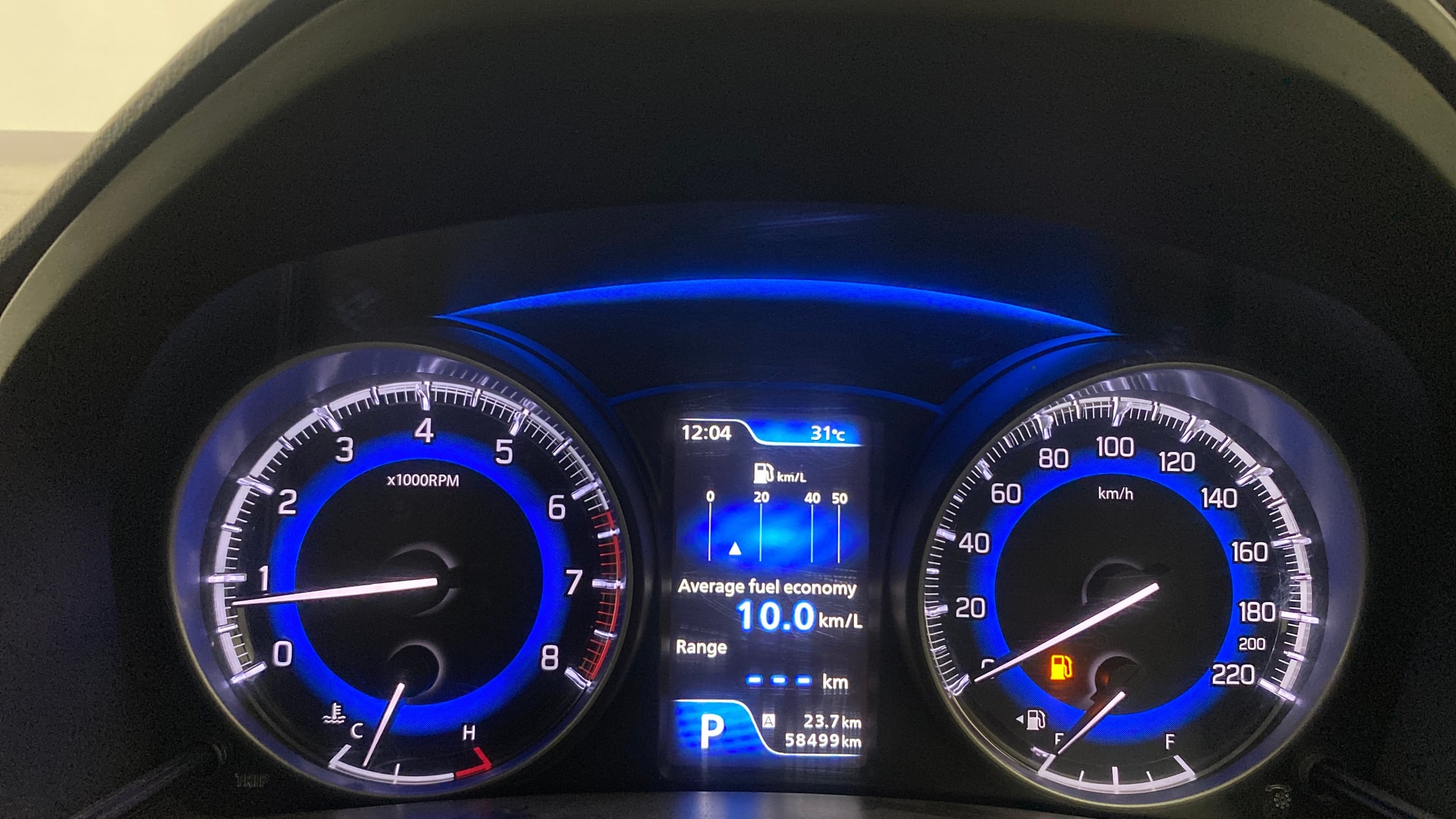 View 2017 Maruti Suzuki 1000 Base Variant Image 34 Used 2017 Maruti Suzuki 1000 Base Variant Image 34