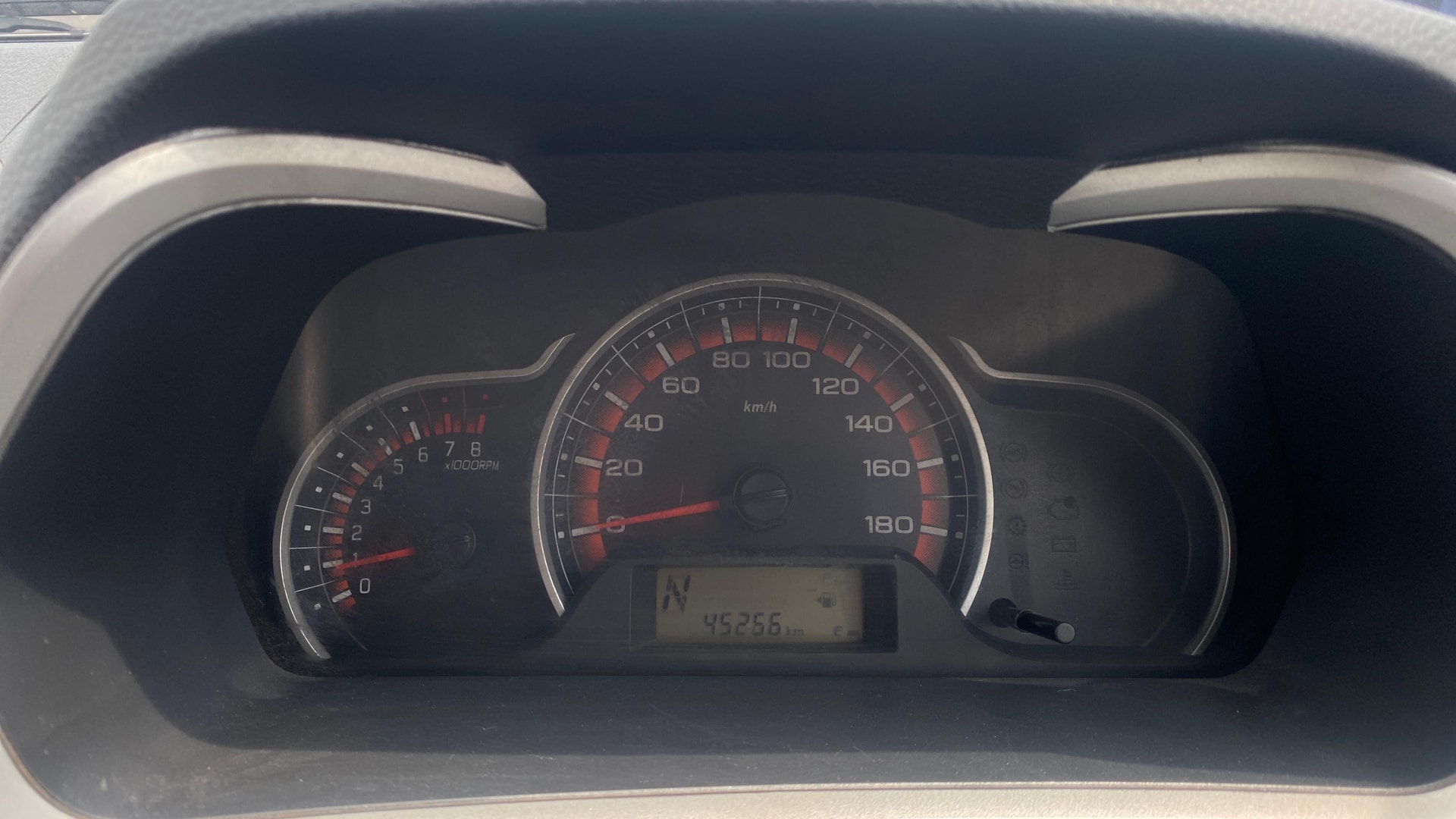 View 2015 Maruti Suzuki Alto K10 LX Image 33 Used 2015 Maruti Suzuki Alto K10 LX Image 33