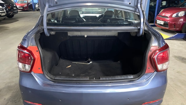 View Hyundai Xcent Image 10 Used Hyundai Xcent Image 10