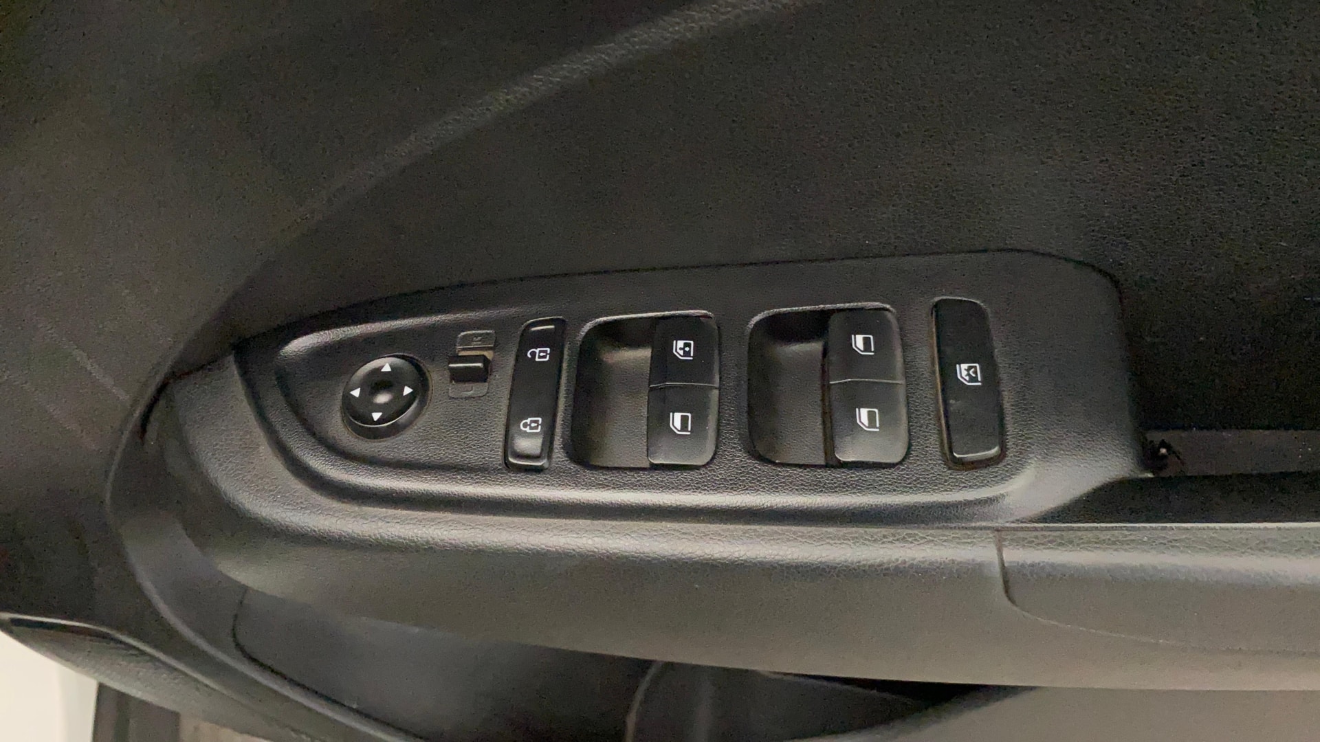 View 2021 Hyundai Venue S 1.0 Petrol AT Image 33 Used 2021 Hyundai Venue S 1.0 Petrol AT Image 33