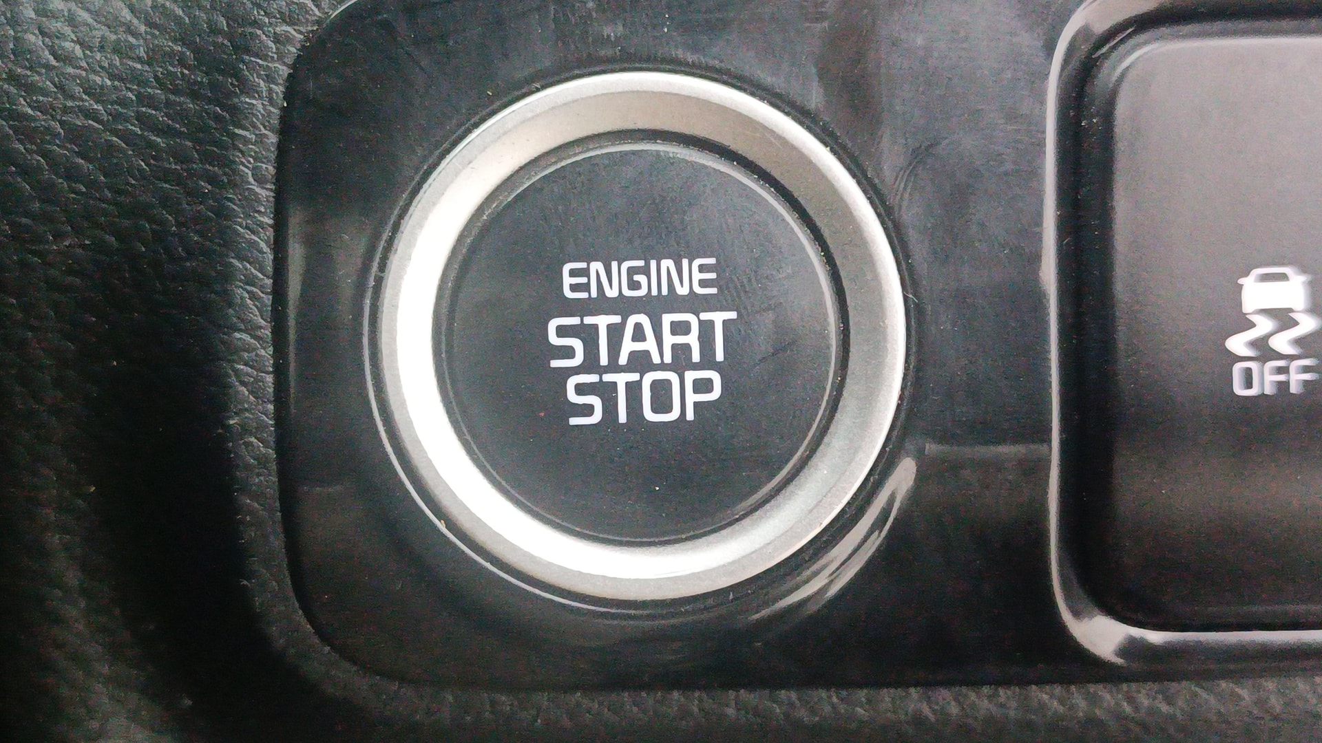 View 2023 Kia Sonet HTK Plus iMT Petrol Image 35 Used 2023 Kia Sonet HTK Plus iMT Petrol Image 35