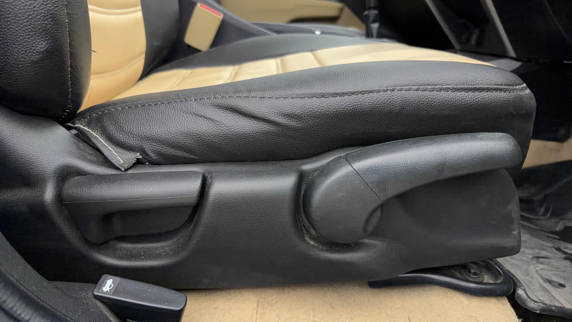 View 2023 Honda City ZX MT Diesel Anniversary Edition Image 19 Used 2023 Honda City ZX MT Diesel Anniversary Edition Image 19