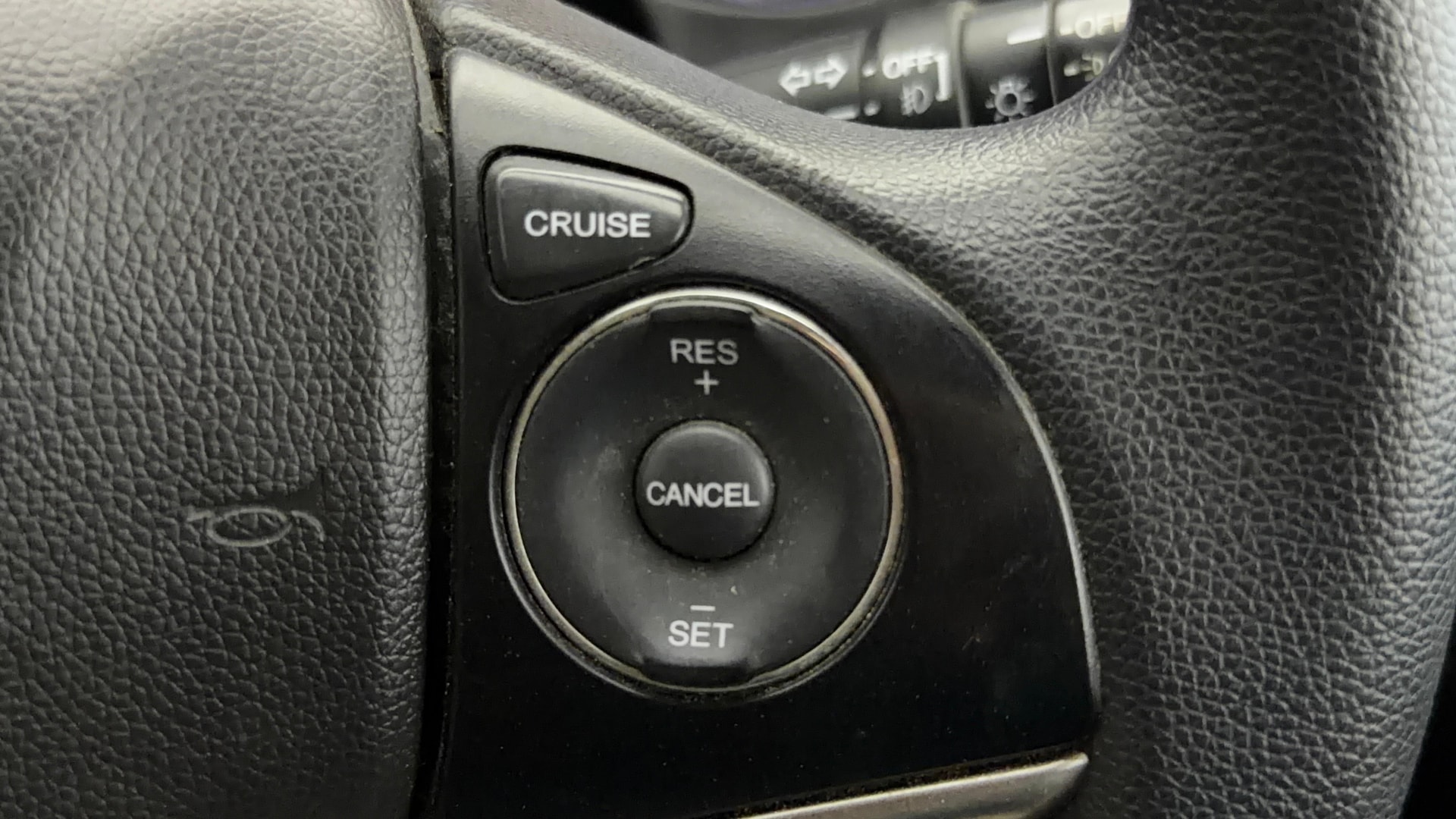 View 2023 Honda City ZX MT Diesel Anniversary Edition Image 3 Used 2023 Honda City ZX MT Diesel Anniversary Edition Image 3