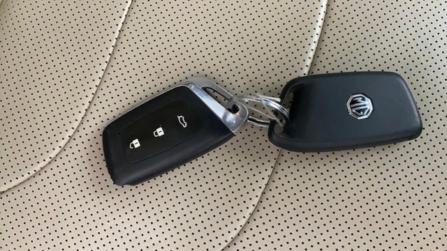 View MG Hector Image 19 Used MG Hector Image 19