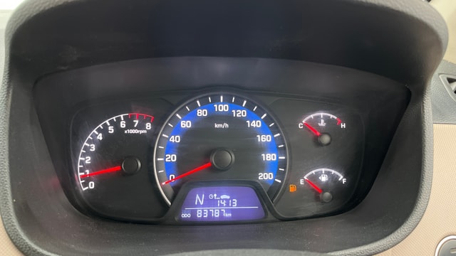View Hyundai Xcent Image 36 Used Hyundai Xcent Image 36