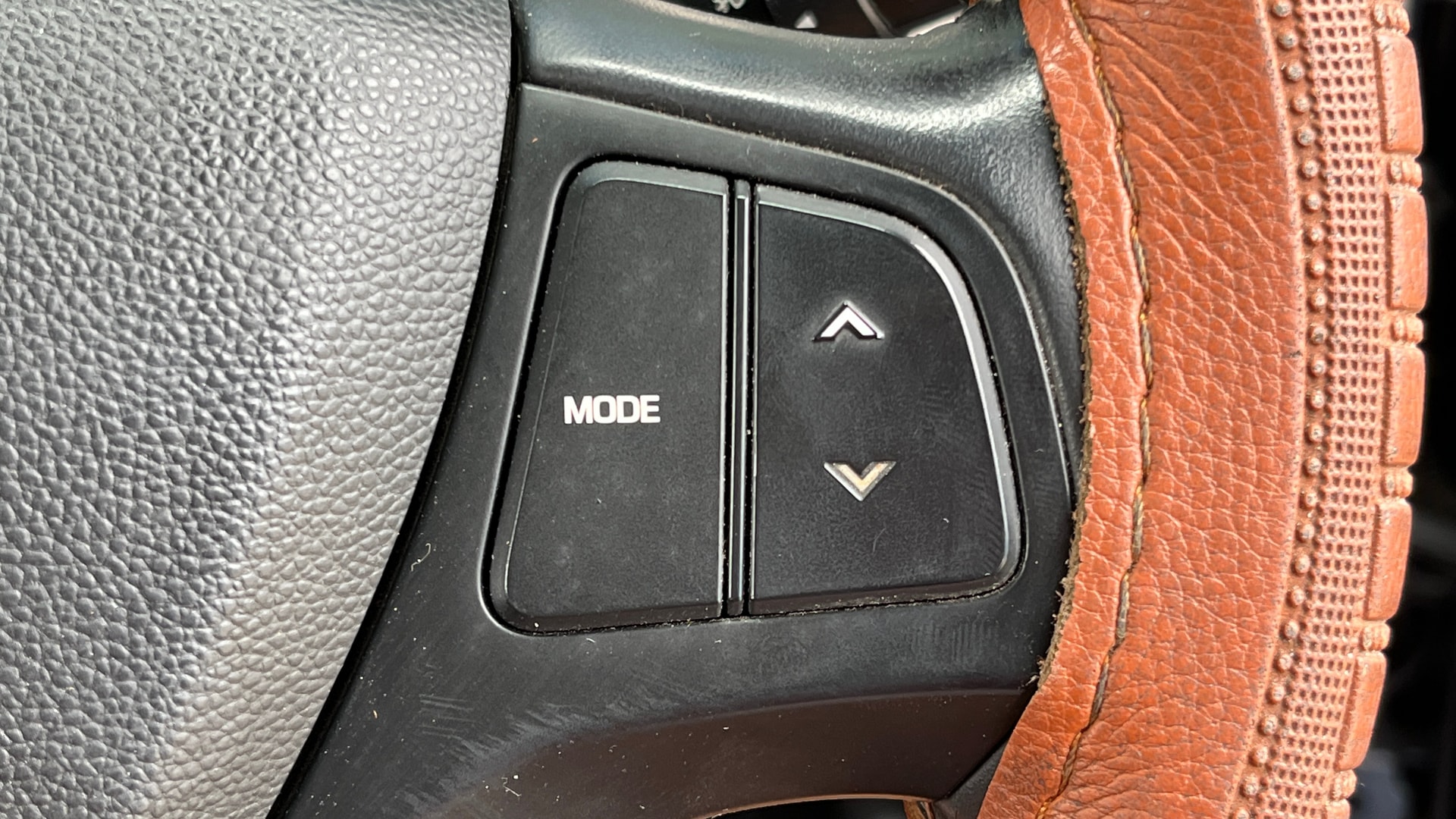 View 2014 Hyundai Xcent SX Petrol Image 3 Used 2014 Hyundai Xcent SX Petrol Image 3
