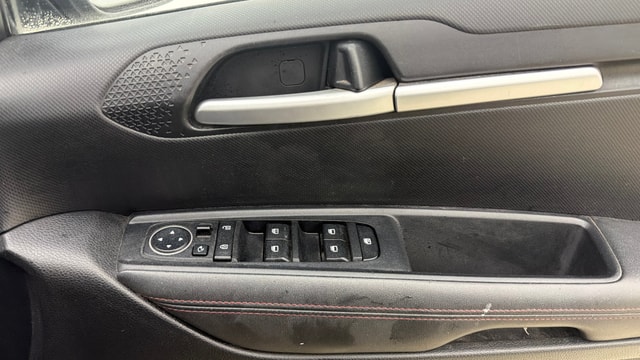 View Kia Sonet Image 35 Used Kia Sonet Image 35